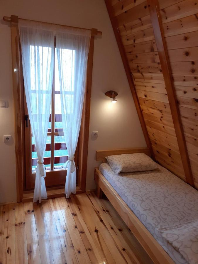 Mountain House Tadic 1 Villa บายินา บาชตา ภายนอก รูปภาพ